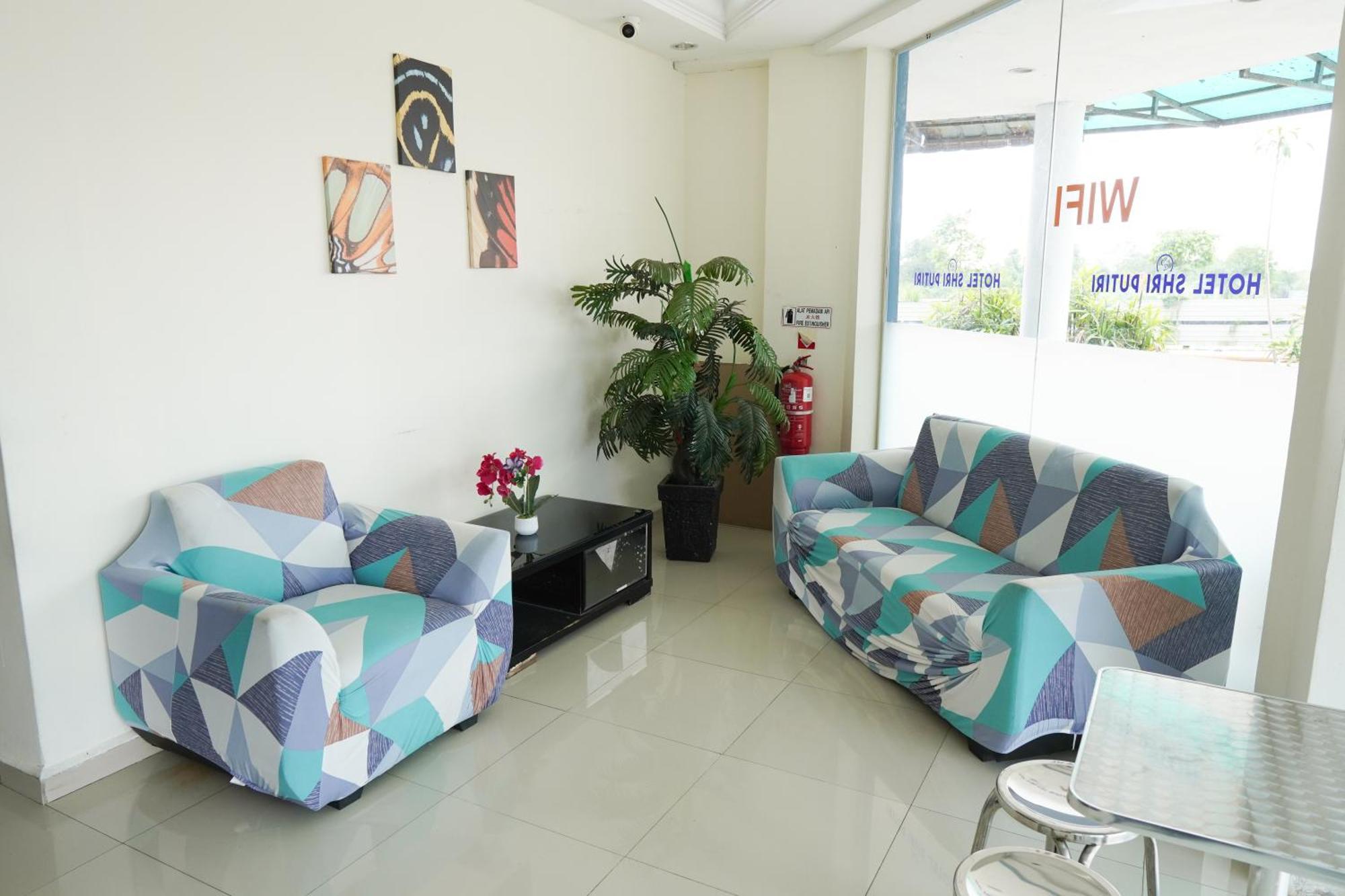Hotel Shri Putiri Pasir Gudang Dış mekan fotoğraf